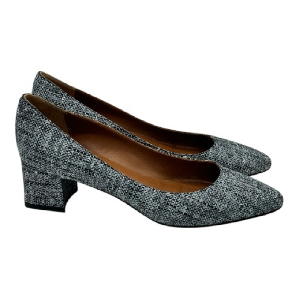 Aquatalia Pasha Heels 6.5